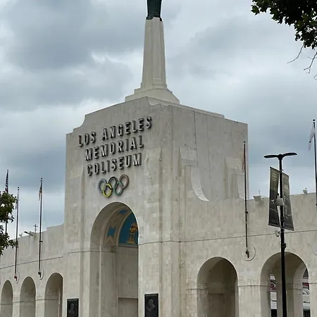 Private Los Angeles Room - Free Wifi, Ac, Tv, Private Fridge, Kitchen, Near Usc - Exposition Park - Usc Memorial Coliseum - Banc Of California Bmo Stadium - Downtown Los Angeles Dtla - University Of Southern California Usc!!! Exterior foto