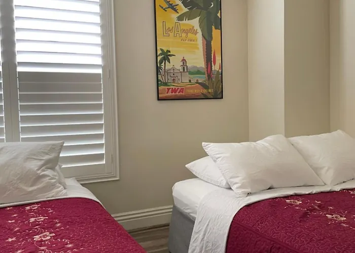 Private Los Angeles Room - Free Wifi, Ac, Tv, Private Fridge, Kitchen, Near Usc - Exposition Park - Usc Memorial Coliseum - Banc Of California Bmo Stadium - Downtown Los Angeles Dtla - University Of Southern California Usc!!!