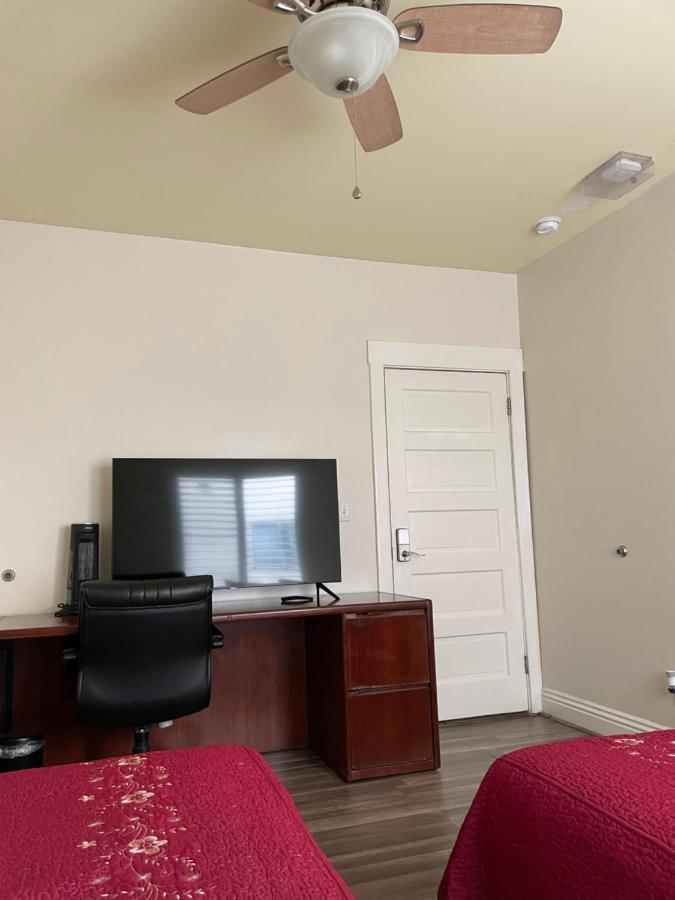 Private Angeles - Free Wifi, Ac, Tv, Private Fridge, Kitchen, Near Usc - Exposition Park - Usc Memorial Coliseum - Banc Of California Bmo Stadium - Downtown Angeles Dtla - Of Southern California Usc!!! Quarto em Acomodações Particulares